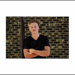 Meet your Posher, Mitchell